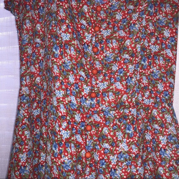 Float, floral low cut romper! - Picture 2 of 3